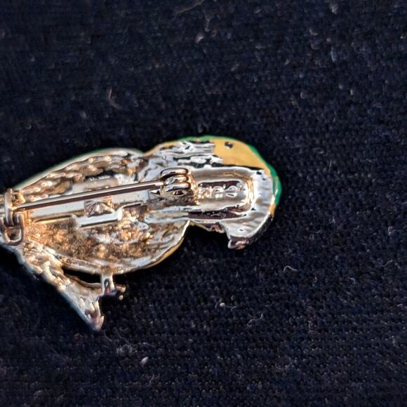Vintage Gerry's Green & Yellow Enamel Parrot on Branch Pin - Picture 3 of 5